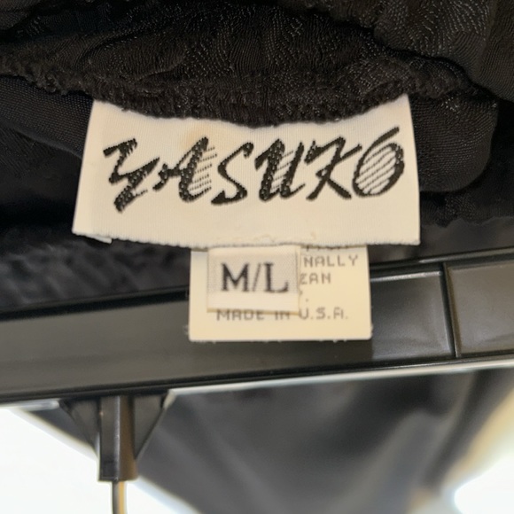 Vintage Yasuko Jacket and Skirt Suit Ensemble - Picture 13 of 13